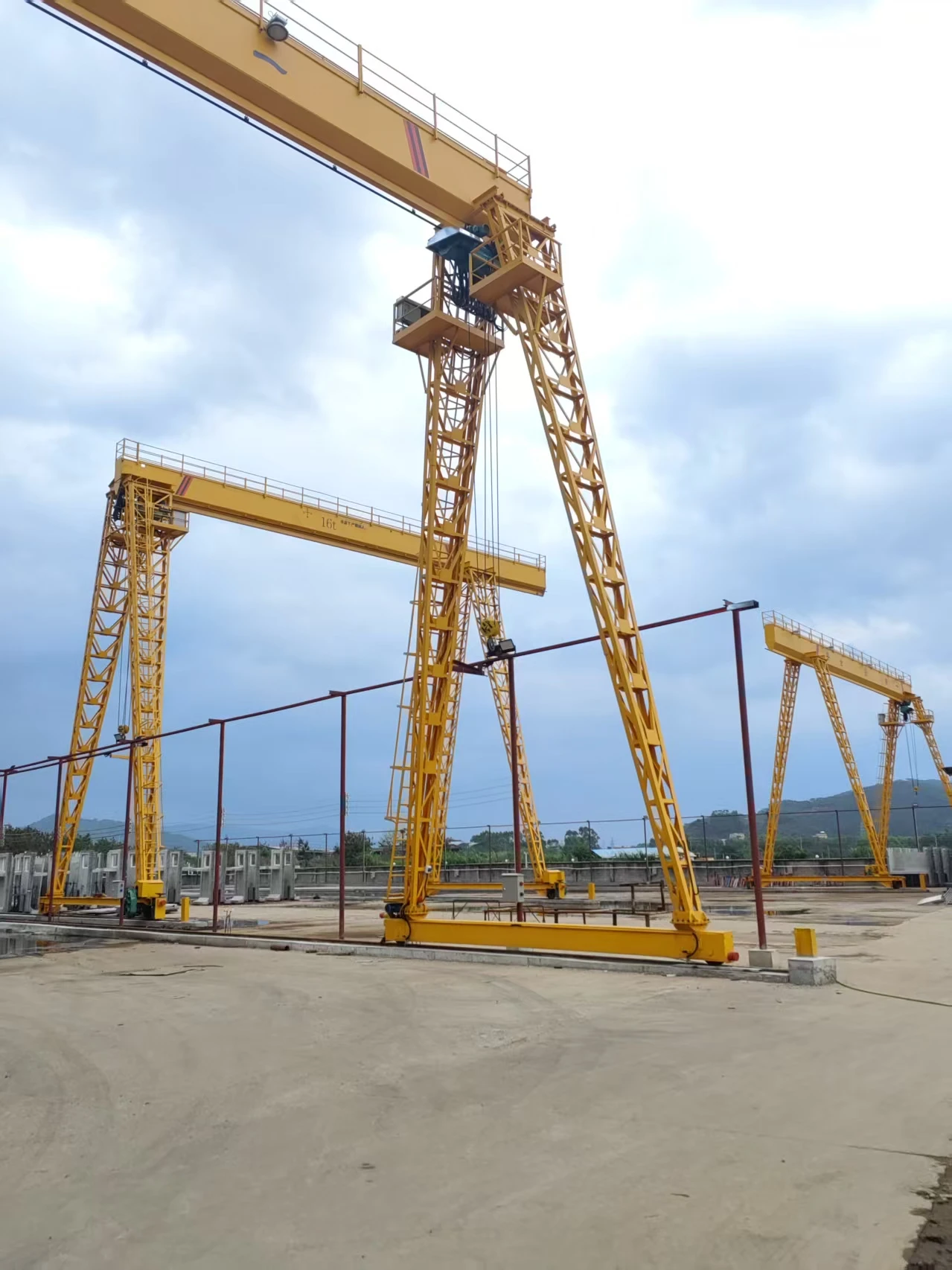 Gantry cranes Gantry cranes